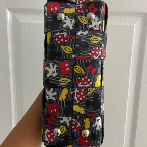 Harvey’s for Disney Couture Love You To Pieces Seatbelt Purse - Picture 7 of 8